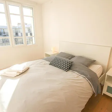 Republique-nice And Bright Flat With Balcony Apartamento Lille
